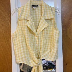 Cool Collection size small yellow checkered blouse